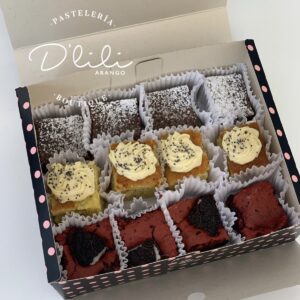 Caja de 12 bites o bocados surtidos